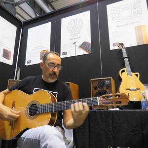 🤗 Remember Nico Di Battista in our stand at the Cremona Acoustic Village 2019… Loading... -2 days, from 23 to 25 September 🔝 
#acusamps #acousticaguitar #acussoundengineering
#cremonaacousticguitarvillage
